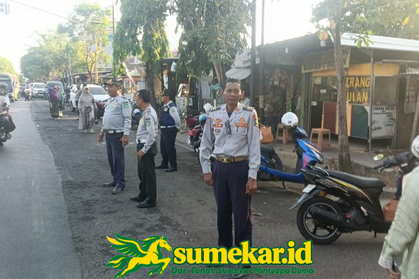 Disperkimhub Sumenep Bagi Dua Sesi Pengamanan, 40 Personel Kawal Wisuda Wiraraja