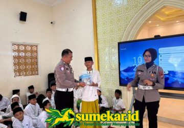 Satlantas Polresta Sumenep Gelar Polisi Sahabat Anak di SD Nurul Bayan