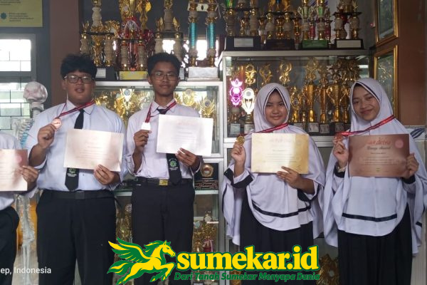 Az-Syahra Nastiti Ramadhani Raih Emas, Empat Siswa SMP Integral Sumenep Sabet Medali HKIMO 2026