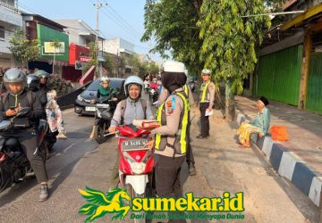 Satlantas Polresta Sumenep Bagikan Brosur Ops Patuh 2026, Pengendara Diingatkan Utamakan Keselamatan