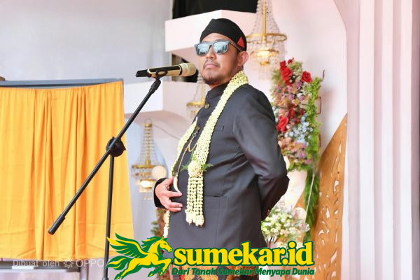 Bupati Sumenep Luncurkan 1001 Puisi di SMPN 1 Kalianget, Tanamkan Pesan Kerukunan Lewat Sastra
